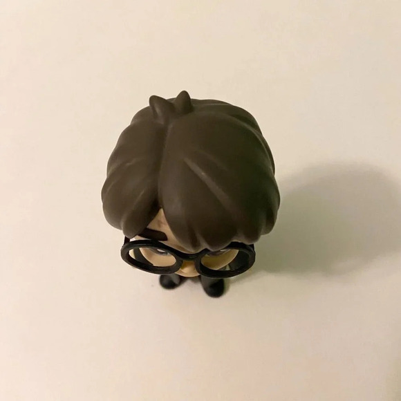 2018  Harry Potter Funko Pop Figure 5 Star Harry in Robe 3 Inch Tall Vinyl Toy - Picture 8 of 10